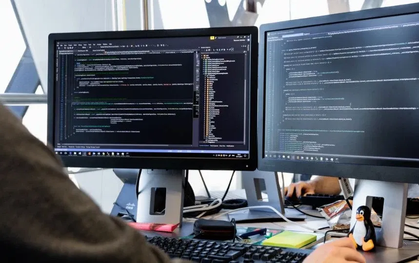 gldn-Soft-MFPivot-VS19-DevSupport_VP2-859x540